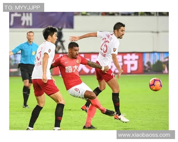 上海足球明星大聚会盛况空前球迷欢聚一堂共庆足球激情时刻 上海足球明星大聚会盛况空前球迷欢聚一堂共庆足球激情时刻