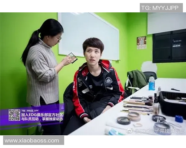 杨丽独家分享羽毛球技巧与心得助你提升竞技水平与乐趣